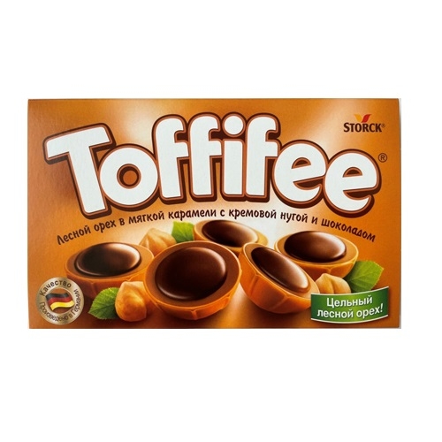 Цукерки 125 г Stork Toffifee з лісовим горіхом