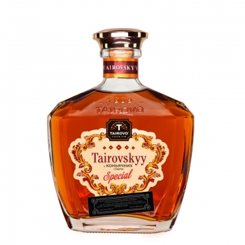 Бренди 0,5 л Tairovskyy Special 37% об
